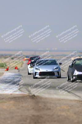 media/Sep-20-2025-Extreme Speed (Sat) [[1fcc23683c]]/Orange (Mid Intermediate)/Session 2 (Sunrise)/
